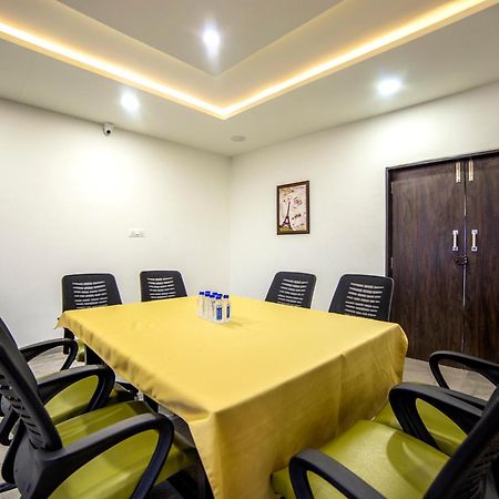 Hotel Shivalik - Mehsana Mahesana エクステリア 写真
